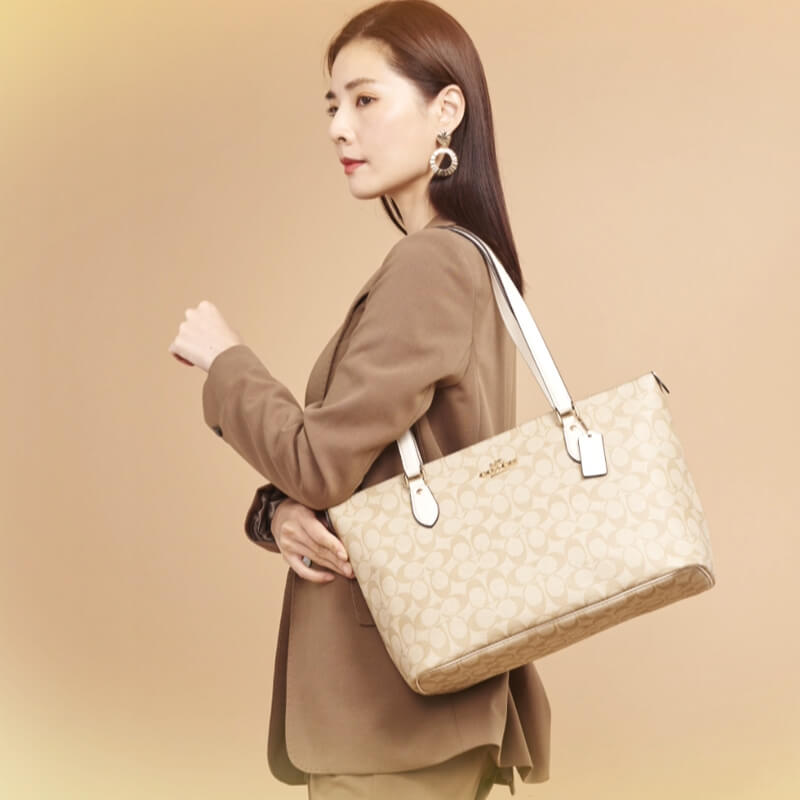 COACH 經典托特包感恩限定組