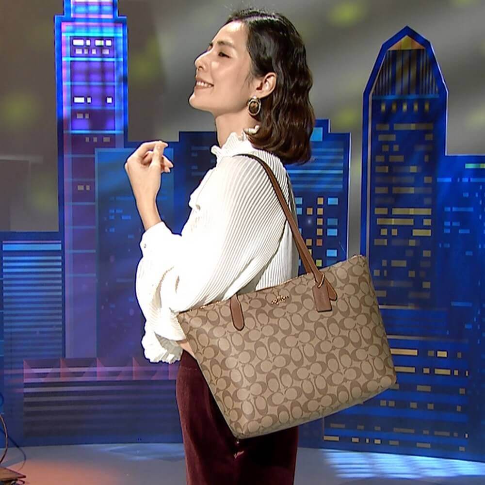 COACH 經典回歸百搭肩揹包