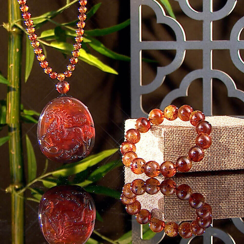 春天珠寶帝王紫羅蘭馬到成功墜